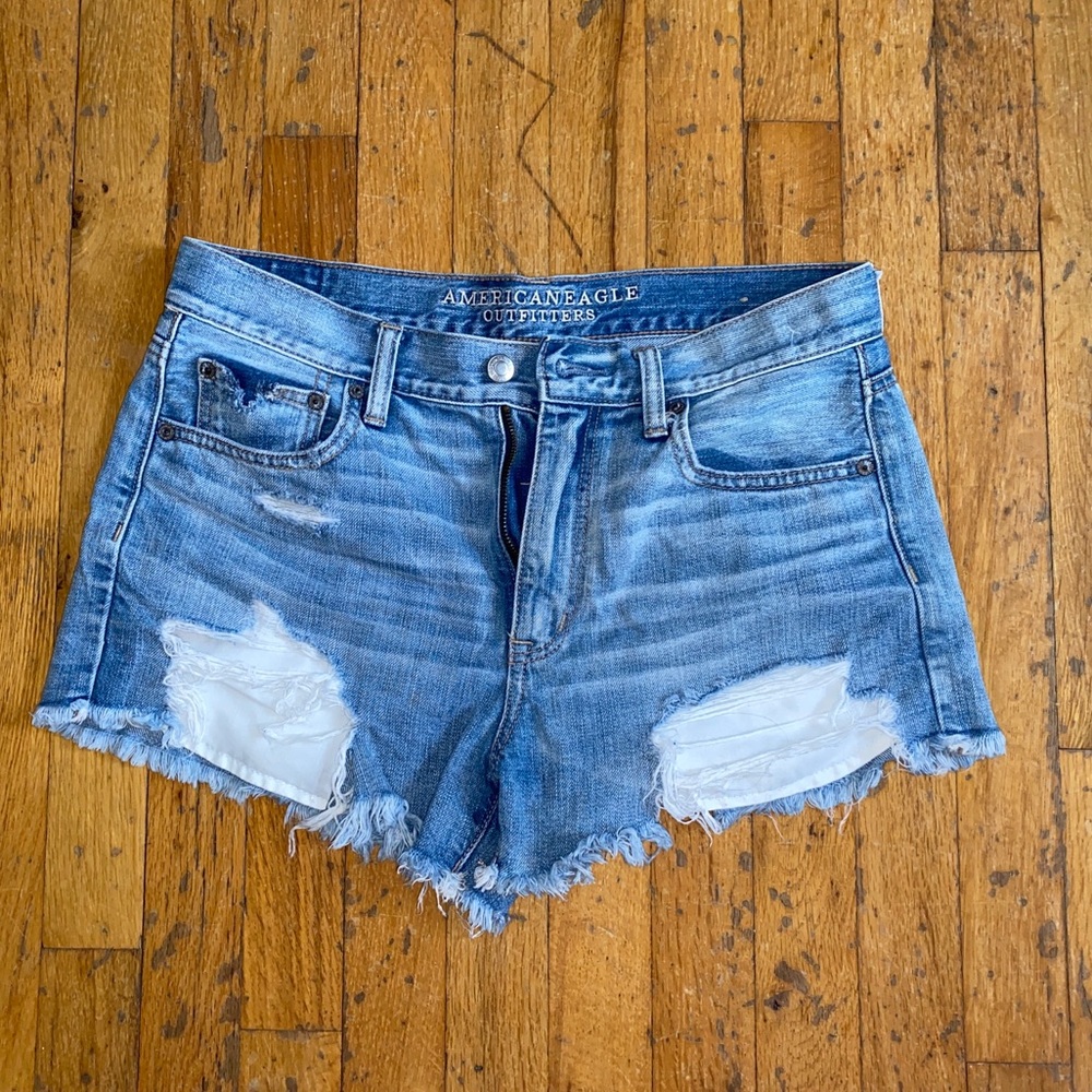 American Eagle High Rise Festival Shorts